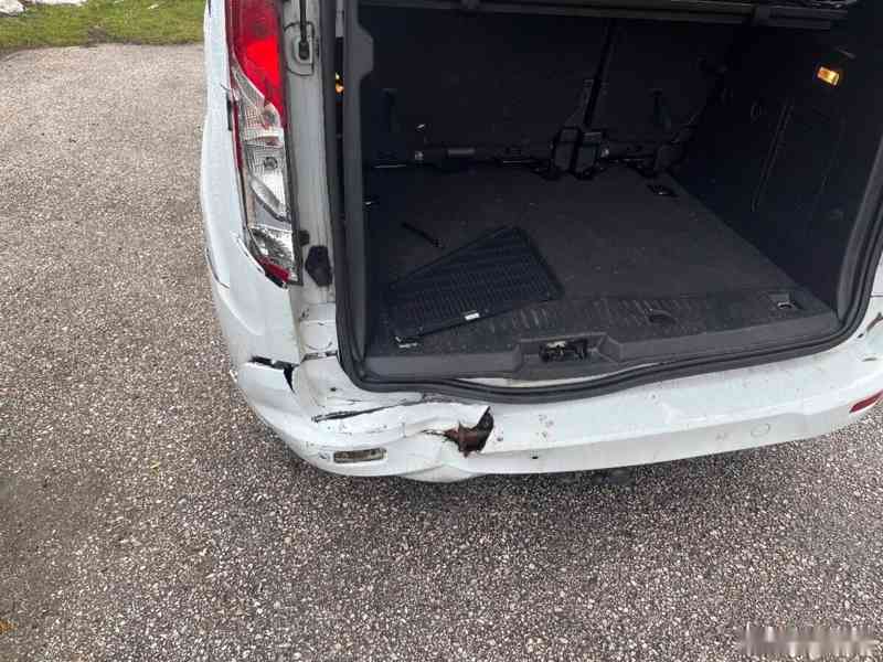 Ford Turnero Connect 1.0i 74kw rok6.2014 - foto 5
