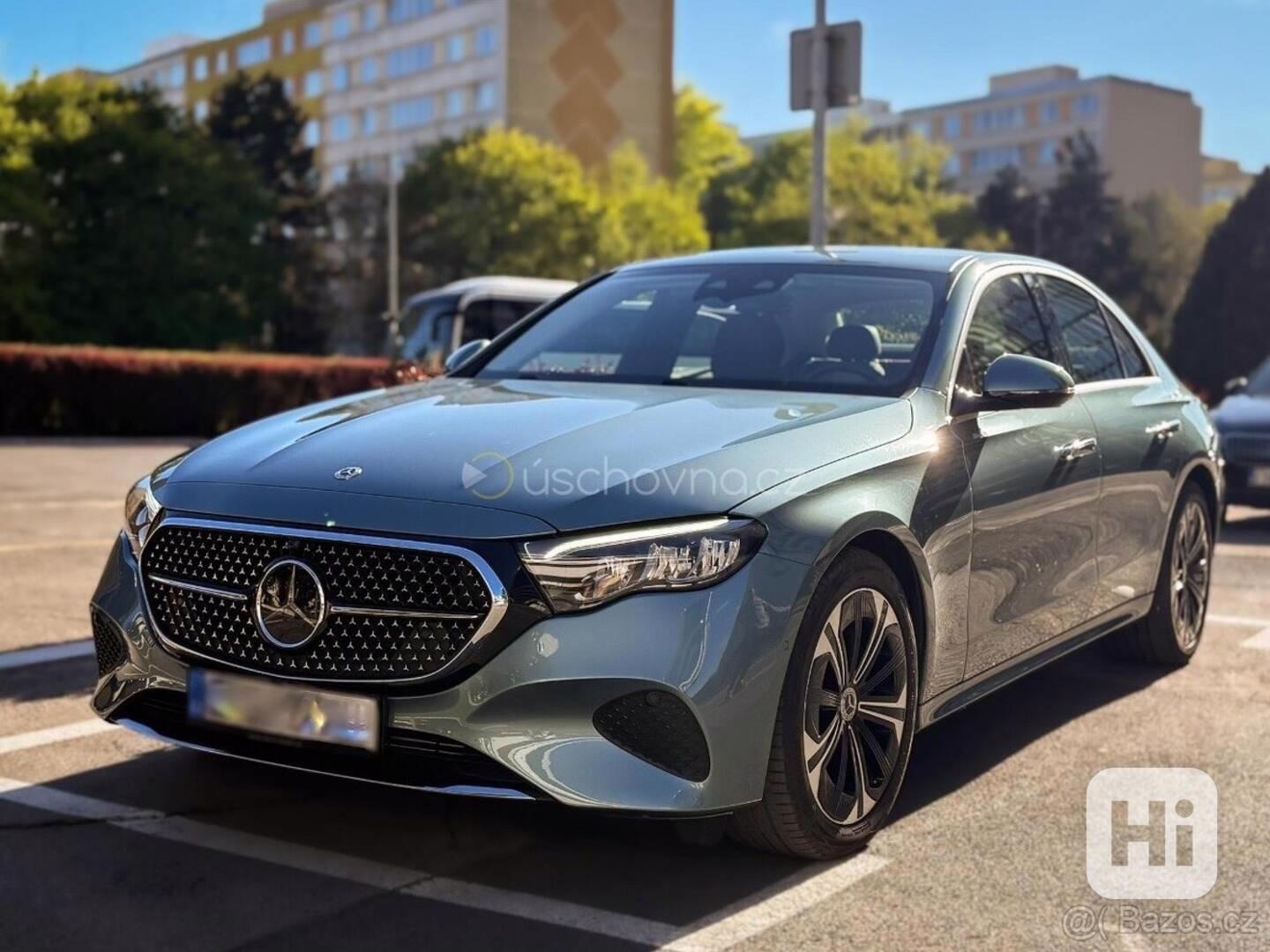 Mercedes-Benz Třídy E 300 e - foto 1