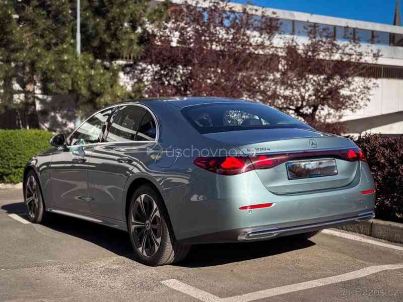 Mercedes-Benz Třídy E 300 e - foto 6