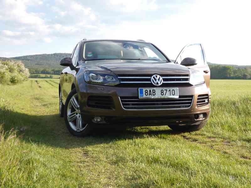 Prodám VW Touareg II, 3.0 tdi, 176kW, vzduch, radar, 3,5t - foto 12