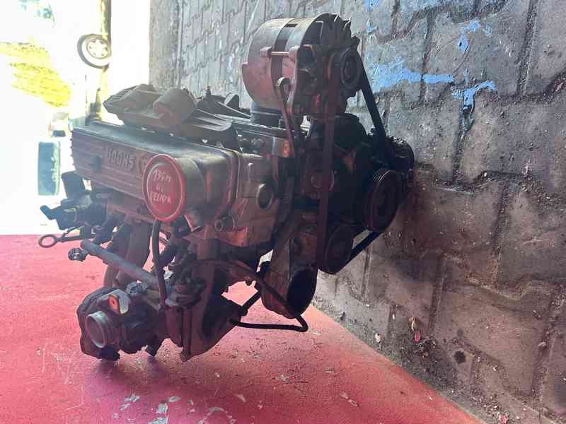 Motor 1,3 MPI Škoda Felicia 781.135M kompletní - foto 2