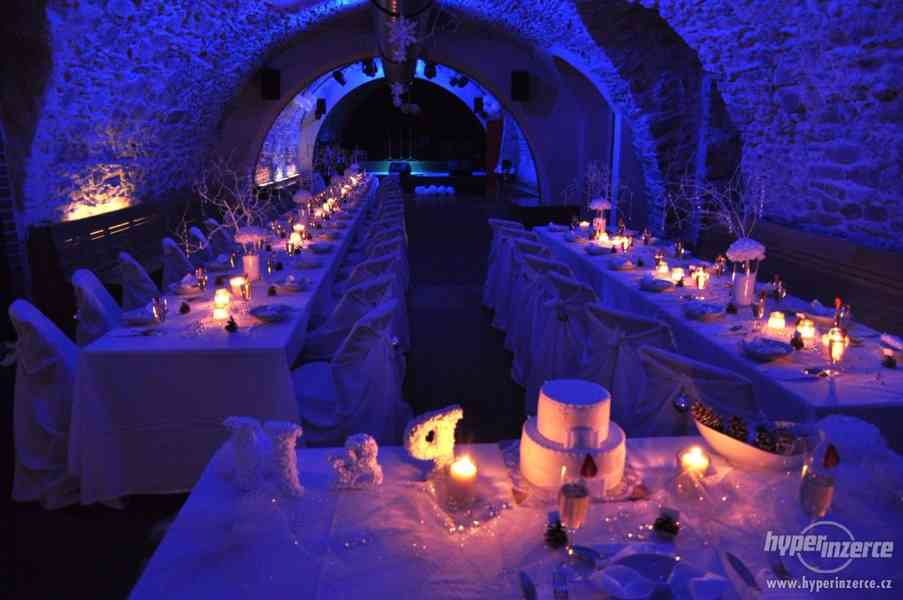 svatební potahy na židle - foto 4