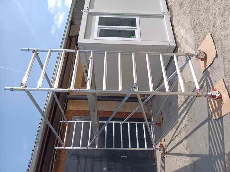 Pojízdné hliníkové lešení Klimatek pracovní výška 4,2 - foto 3