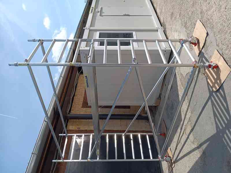 Pojízdné hliníkové lešení Klimatek pracovní výška 4,2 - foto 2