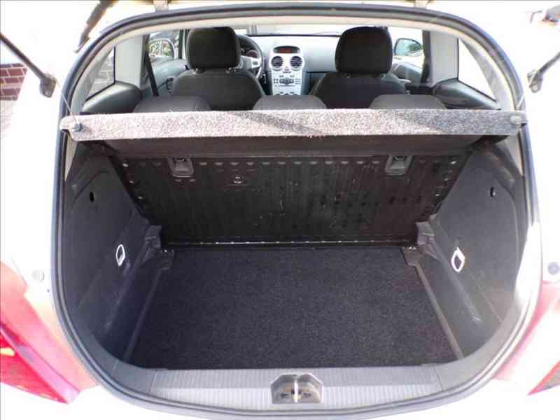 Opel Corsa 1,2 16V KLIMA,TEMPOMAT - foto 10