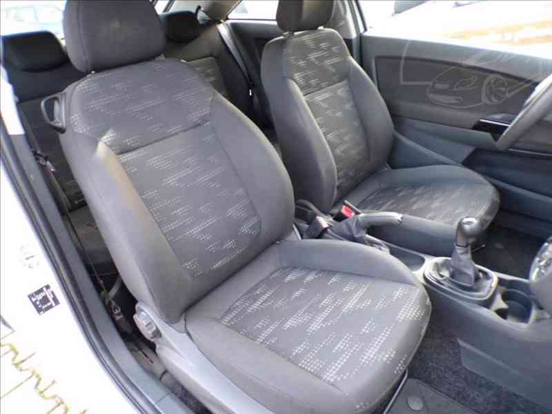 Opel Corsa 1,2 16V KLIMA,TEMPOMAT - foto 13