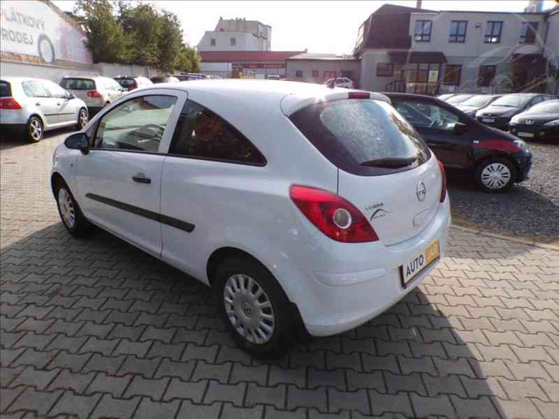 Opel Corsa 1,2 16V KLIMA,TEMPOMAT - foto 3