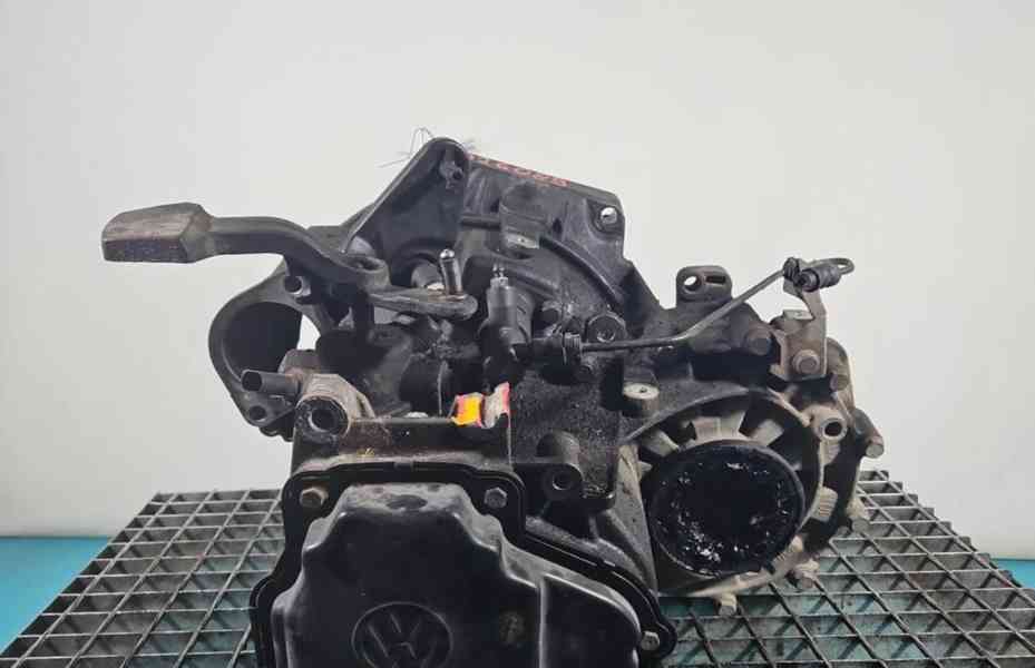 VW GOLF,TOURAN A3 OCTAVIA II 1.9 TDI JCR-PREVODOVKA - foto 3