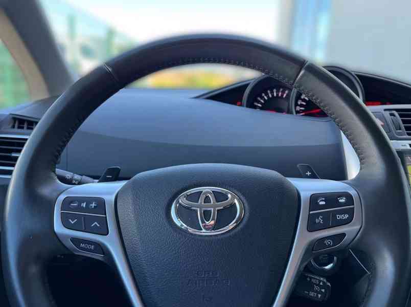 Toyota Verso 1.8i Multimode Executive benzín 108kw - foto 17
