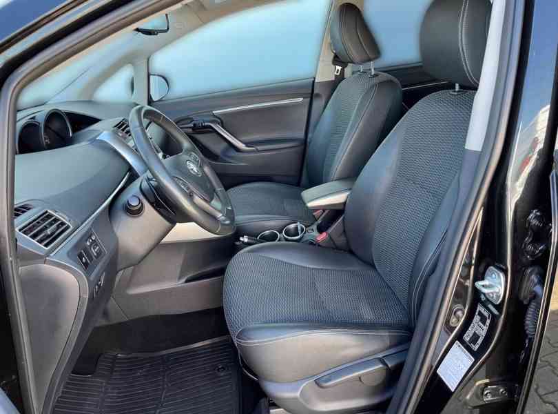 Toyota Verso 1.8i Multimode Executive benzín 108kw - foto 30