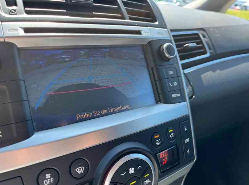 Toyota Verso 1.8i Multimode Executive benzín 108kw - foto 13