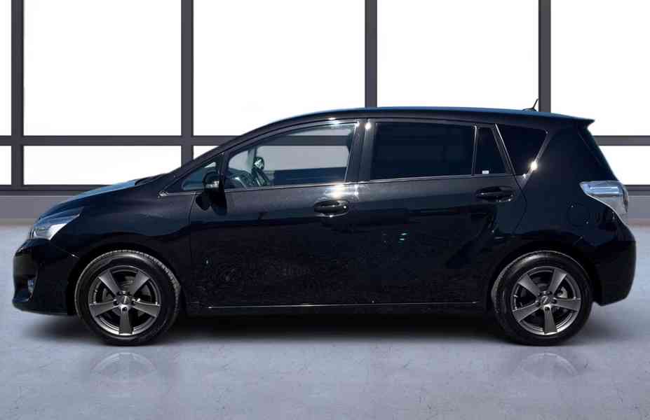 Toyota Verso 1.8i Multimode Executive benzín 108kw - foto 3