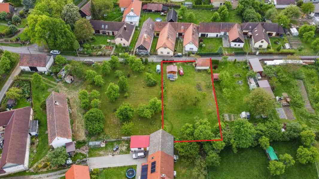 Stavební pozemek v podhůří Šumavy - foto 3