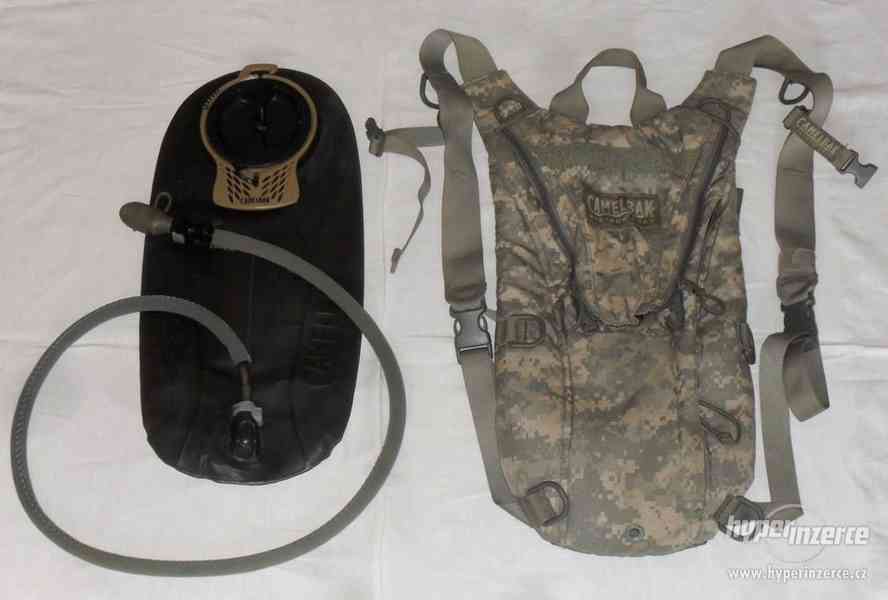US Army Camelbaky, hydratační vaky, polní láhve - foto 3