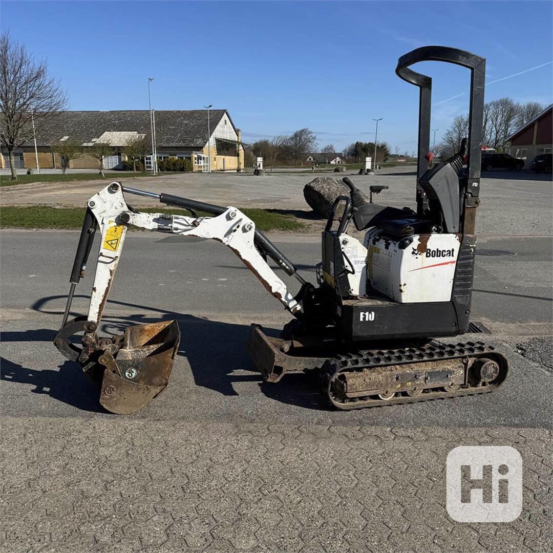 Minirypadlo Bobcat E10 1 t - foto 1
