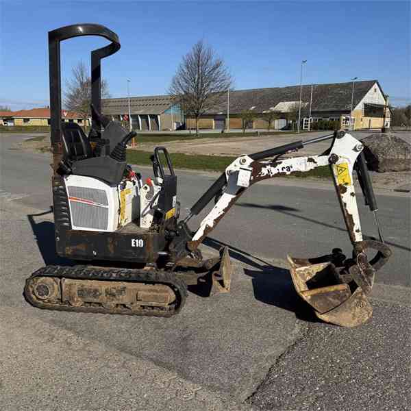 Minirypadlo Bobcat E10 1 t - foto 7