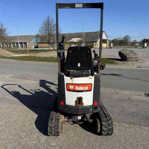 Minirypadlo Bobcat E10 1 t - foto 3