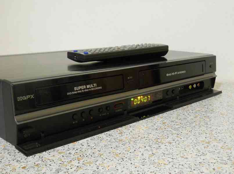 VHS-DVD rekordér GPX-DVR9511C (LG RC389H) - foto 3