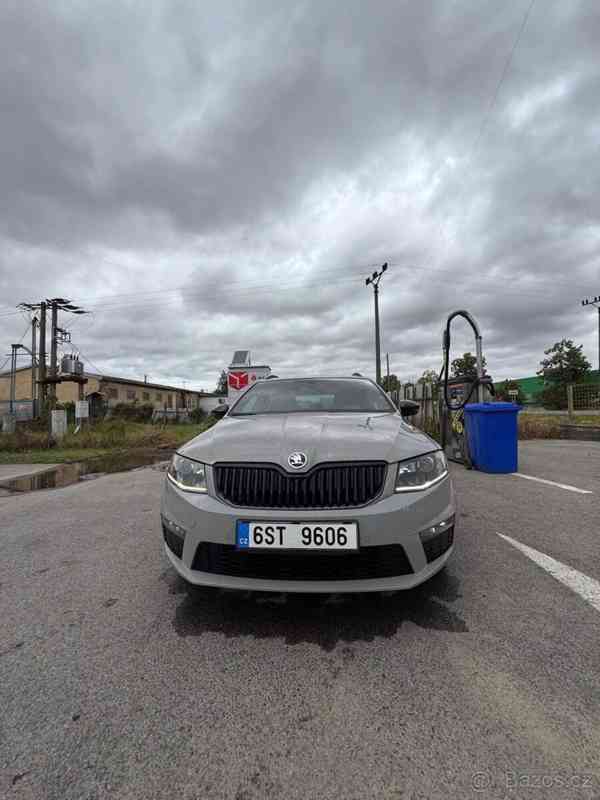 Škoda Octavia 2,0 3 RS Combi TDI - foto 9