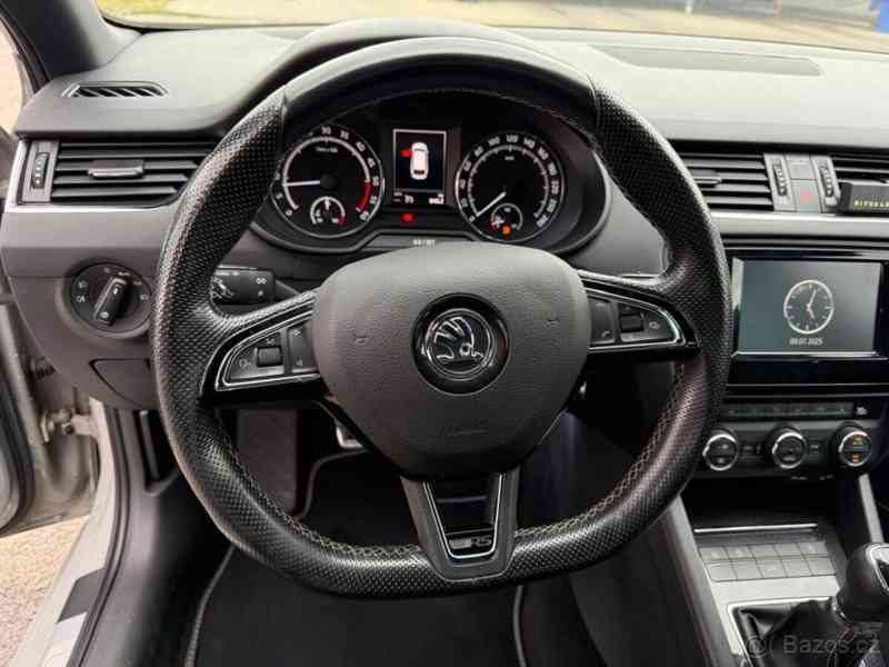 Škoda Octavia 2,0 3 RS Combi TDI - foto 11