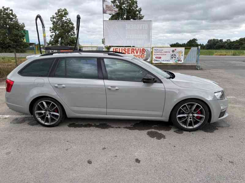 Škoda Octavia 2,0 3 RS Combi TDI - foto 8