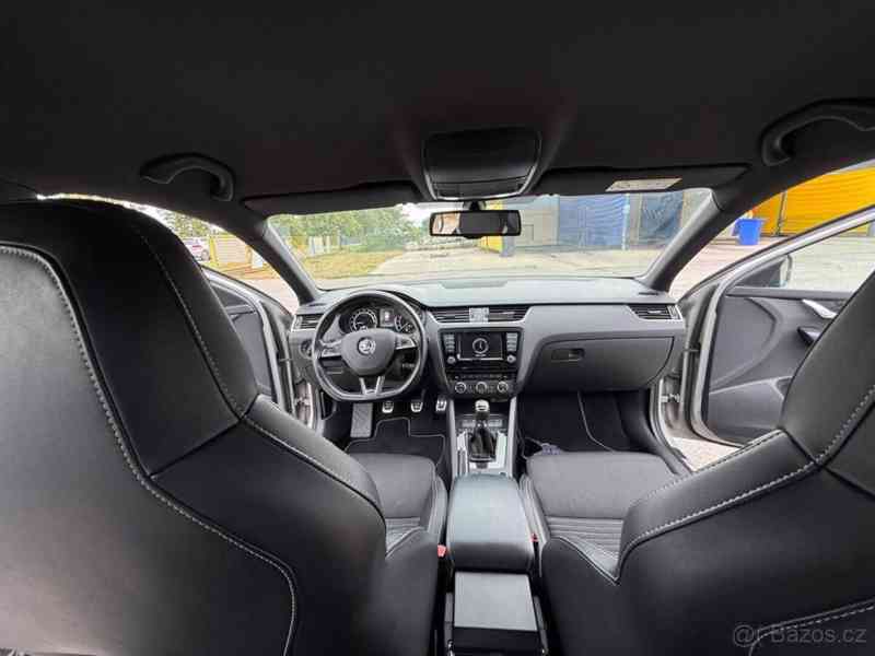 Škoda Octavia 2,0 3 RS Combi TDI - foto 14