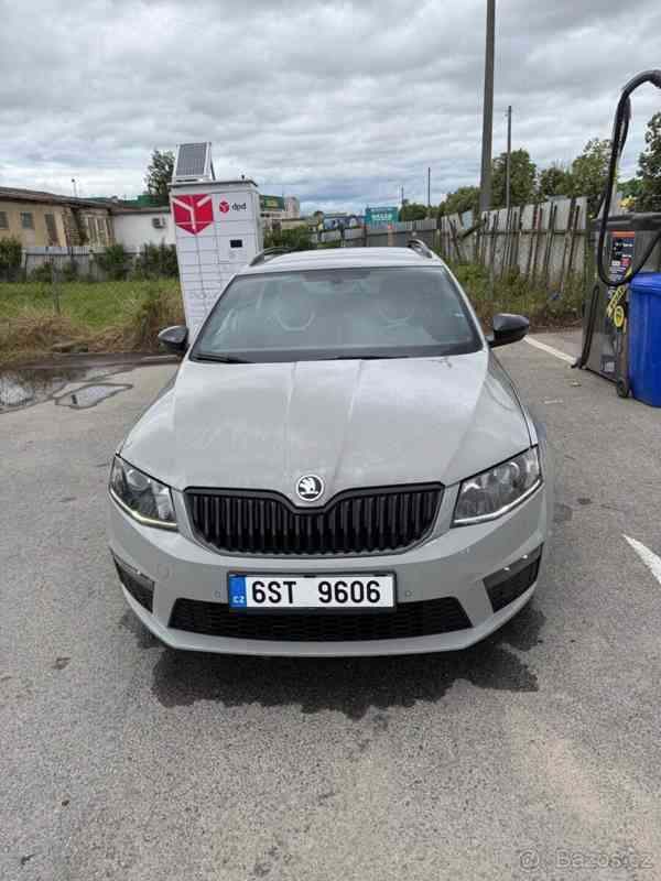 Škoda Octavia 2,0 3 RS Combi TDI - foto 4