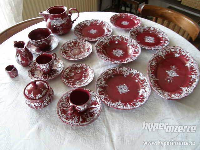 Prodám červený porcelán - foto 1