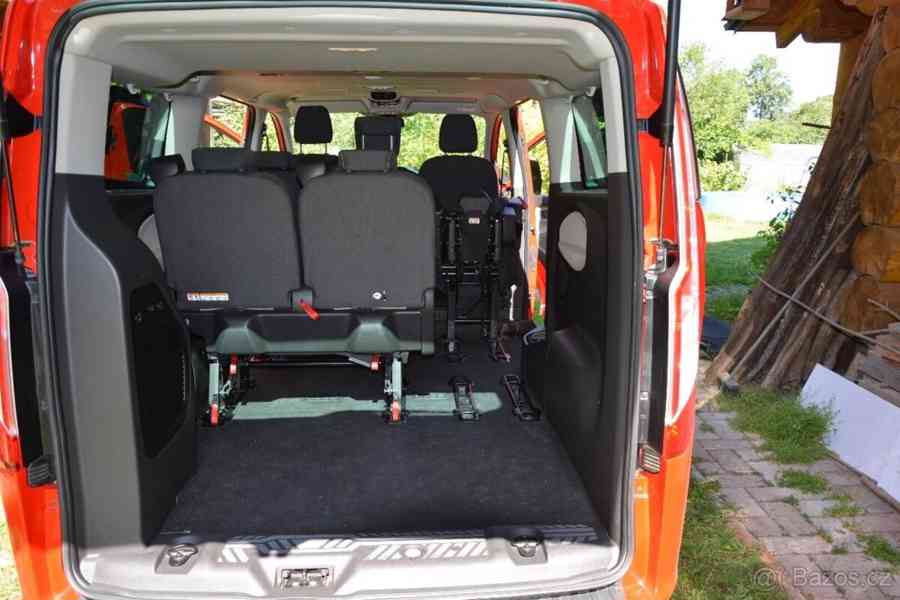 Ford Tourneo Custom 2,0   92kW,8 míst, 1. majitel - foto 11
