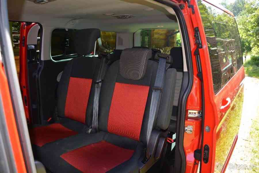 Ford Tourneo Custom 2,0   92kW,8 míst, 1. majitel - foto 9