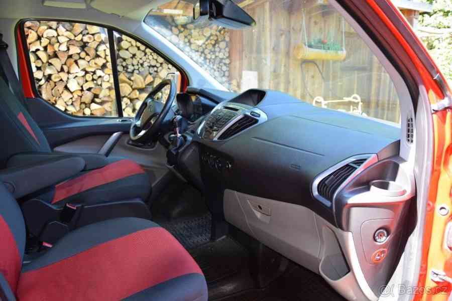 Ford Tourneo Custom 2,0   92kW,8 míst, 1. majitel - foto 7