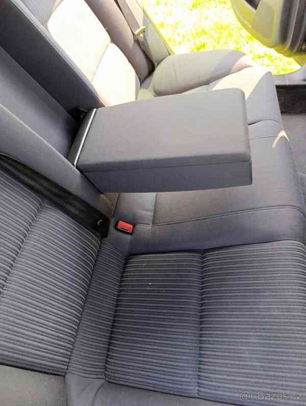 Audi A6 Avant 2,4   130Kw, manuál, quattro, 2. maj - foto 11
