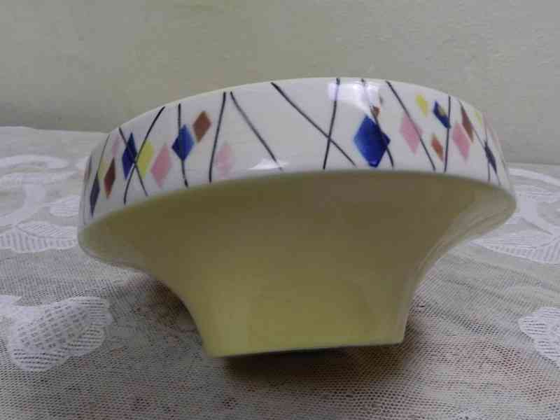Hezká stylová keramická Mísa Brusel Kravsko  - foto 3