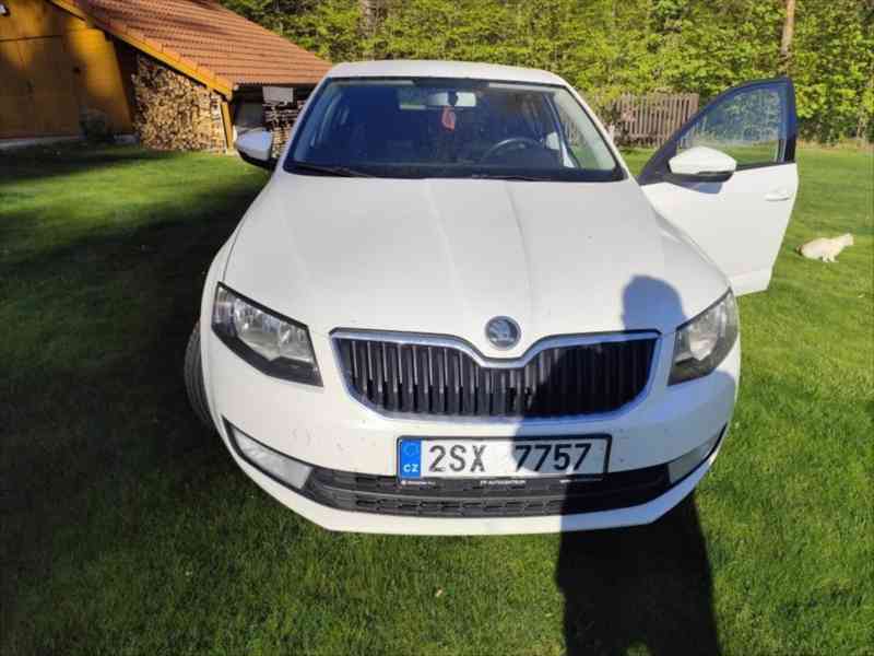 Škoda Octavia 1,2   3 TSI 77kw - foto 9