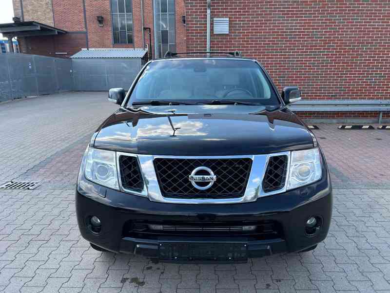 Nissan Pathfinder 3.0 dCi Aut. 170kw - foto 9