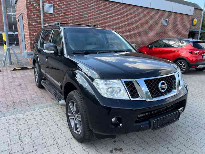 Nissan Pathfinder 3.0 dCi Aut. 170kw - foto 1