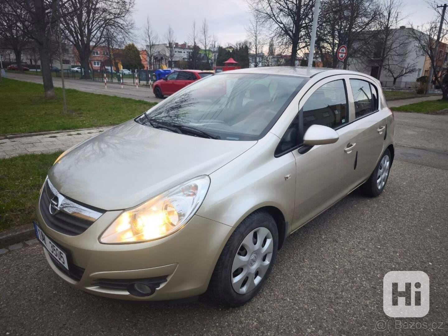 Opel Corsa 1,2   i (63 kW) - foto 1