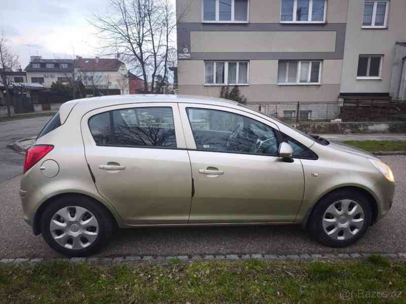 Opel Corsa 1,2   i (63 kW) - foto 5