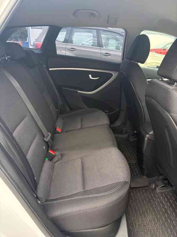 Hyundai i30 1,6   GDI (99 kW), 2017 - foto 4