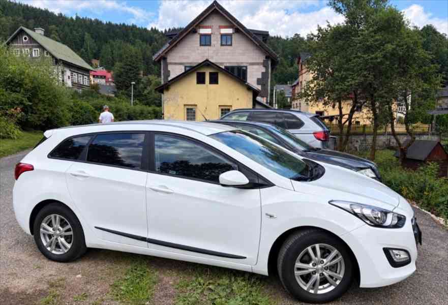 Hyundai i30 1,6   GDI (99 kW), 2017 - foto 2