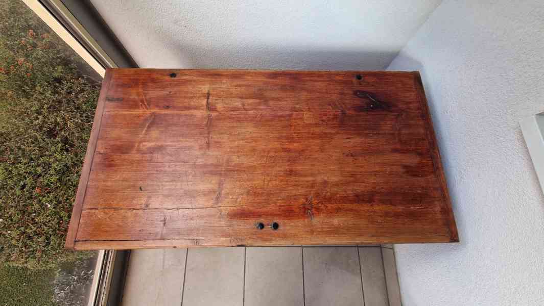 Truhla dřevěná starožitná zrenovovaná - foto 7