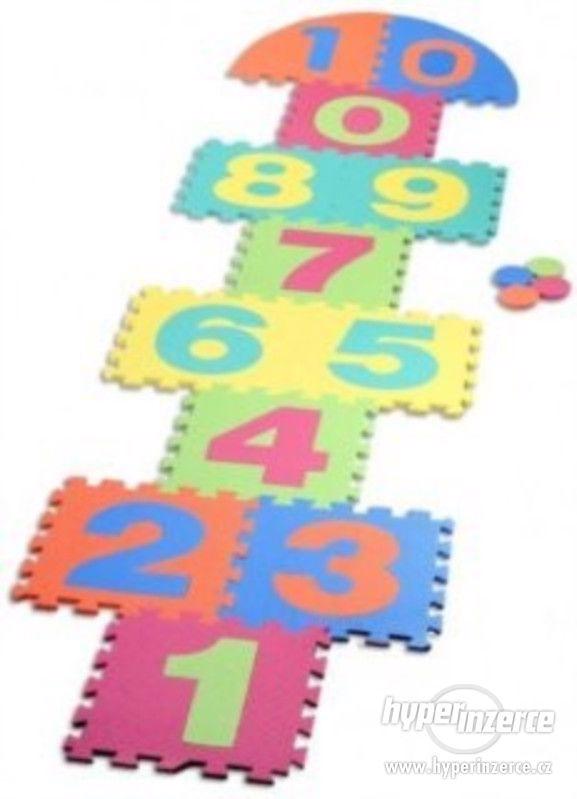 Dětské pěnové puzzle - 30 x 30 cm Skákací panák - foto 1