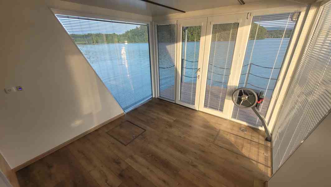 Hausbot Houseboat 9.3x3m - foto 12