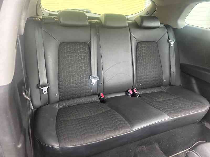 Kia Cee´d 1.6i 93kW/CR/Dig.Klima - foto 16