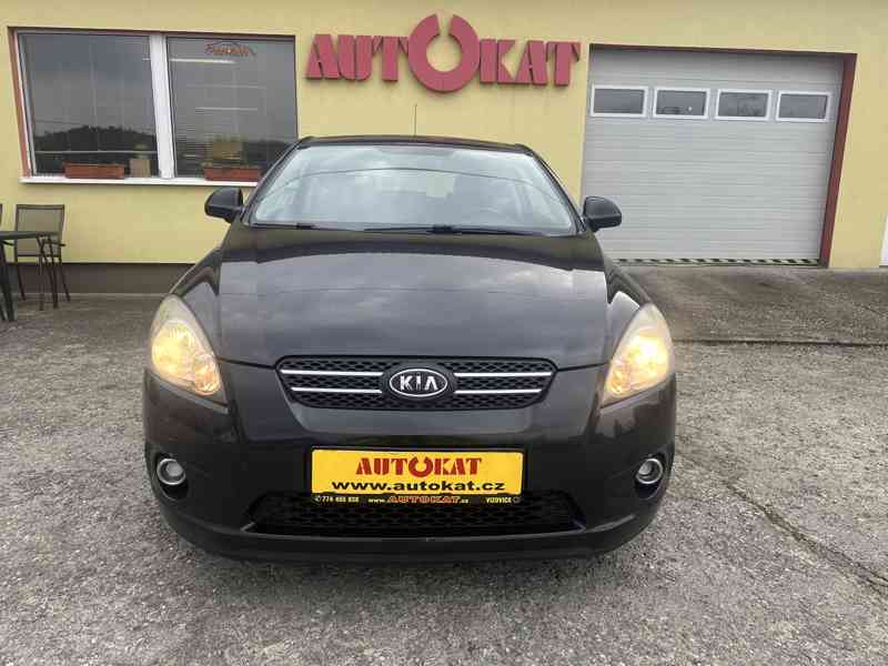 Kia Cee´d 1.6i 93kW/CR/Dig.Klima - foto 8