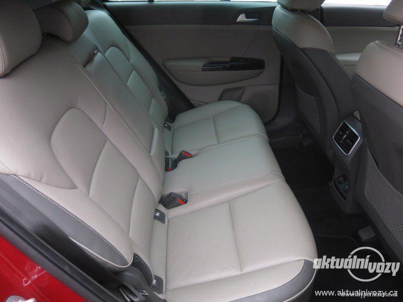 Kia Sportage 2.0, nafta, r.v. 2016, kůže - foto 10