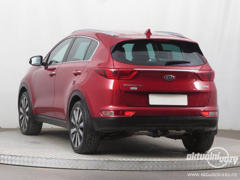 Kia Sportage 2.0, nafta, r.v. 2016, kůže - foto 13