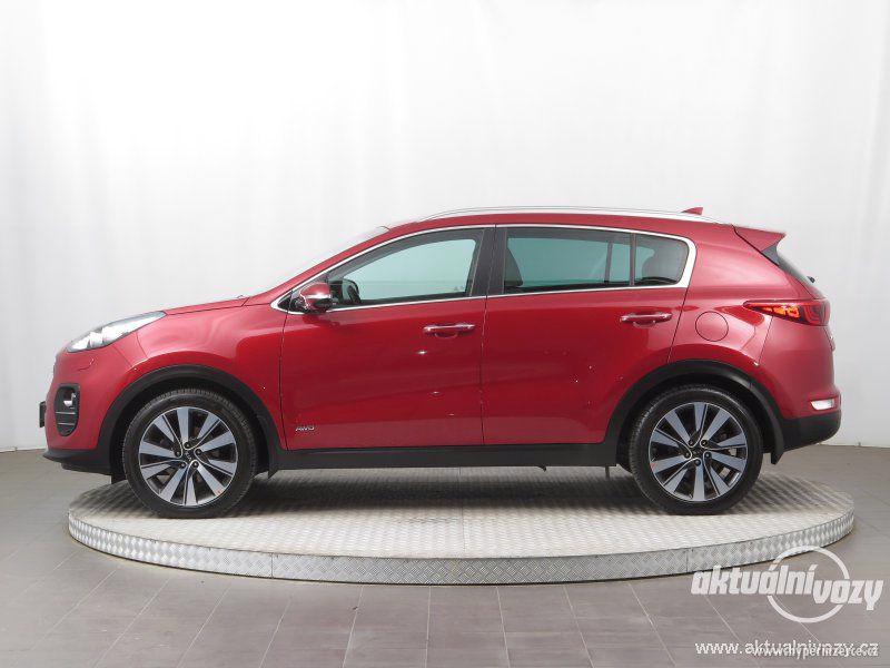 Kia Sportage 2.0, nafta, r.v. 2016, kůže - foto 16