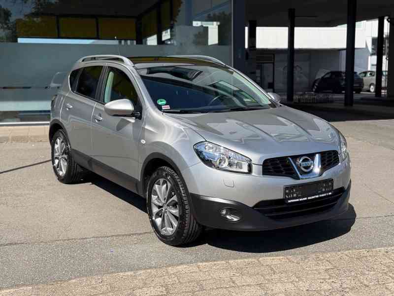Nissan Qashqai 2,0i Tekna benzín 104kw - foto 1