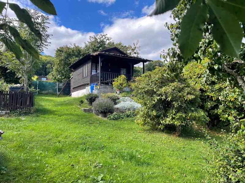  Prodej chatky s pozemkem na Bořetíně - foto 3